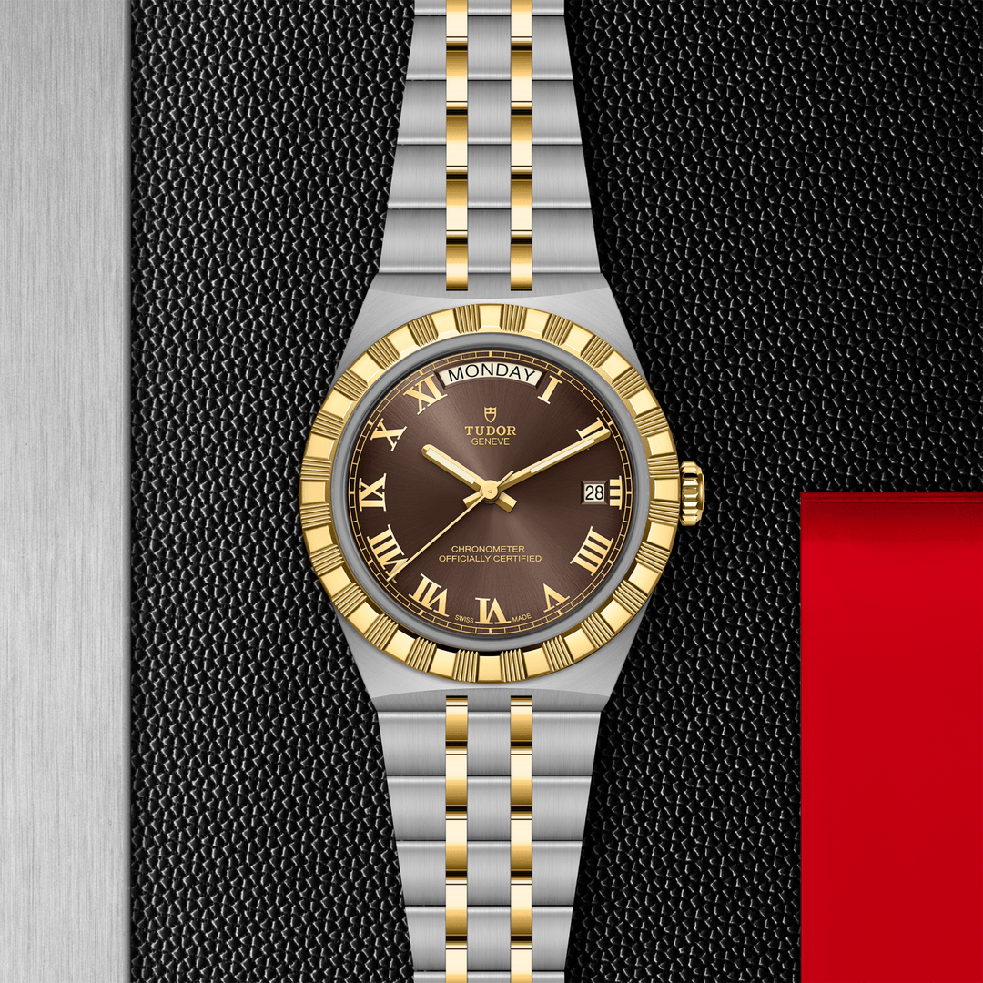 Reloj TUDOR Royal con esfera marrón y brazalete bicolor oro y acero